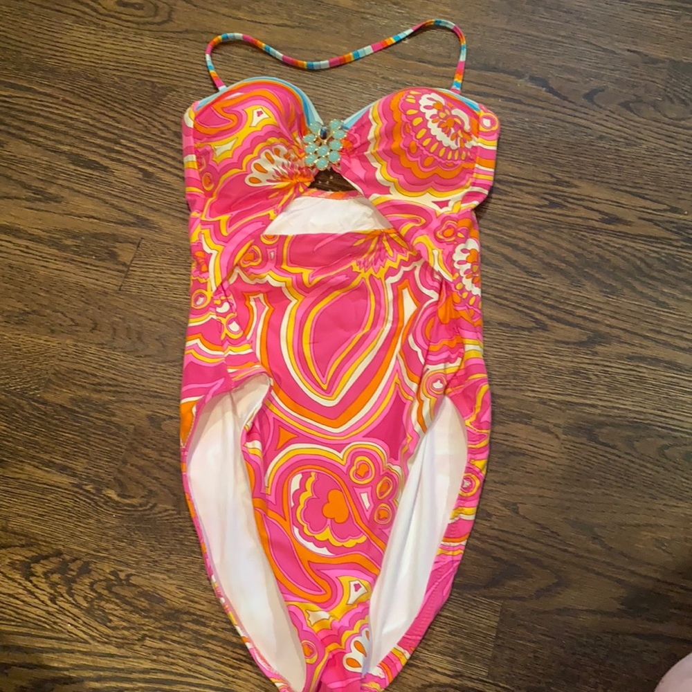 Trina Turk bandeau one piece swimsuit size 4